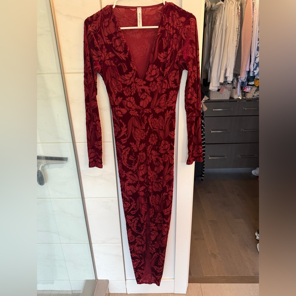 Red Long Sleeve Bodycon Dress with Plunge Neckline